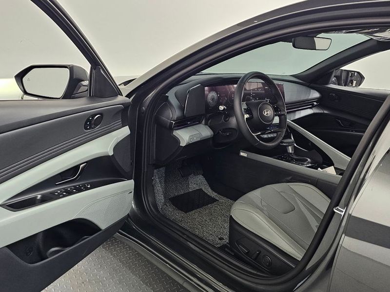 2026 Hyundai Avante 1.6 Inspiration photo 10