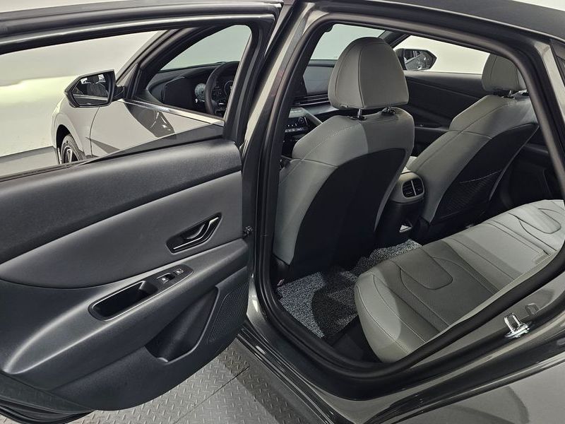 2026 Hyundai Avante 1.6 Inspiration photo 16