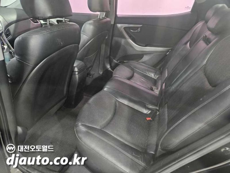 2012 Hyundai Avante M16 GDI Premier photo 8