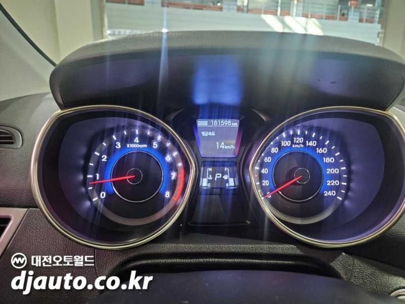 2012 Hyundai Avante M16 GDI Premier photo 13