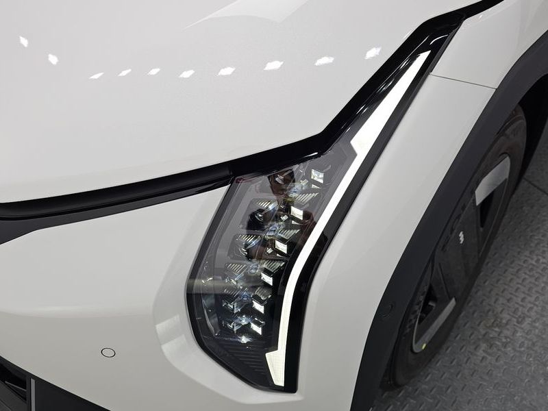 2027 Kia EV4 Long Range 2WD Earth photo 22