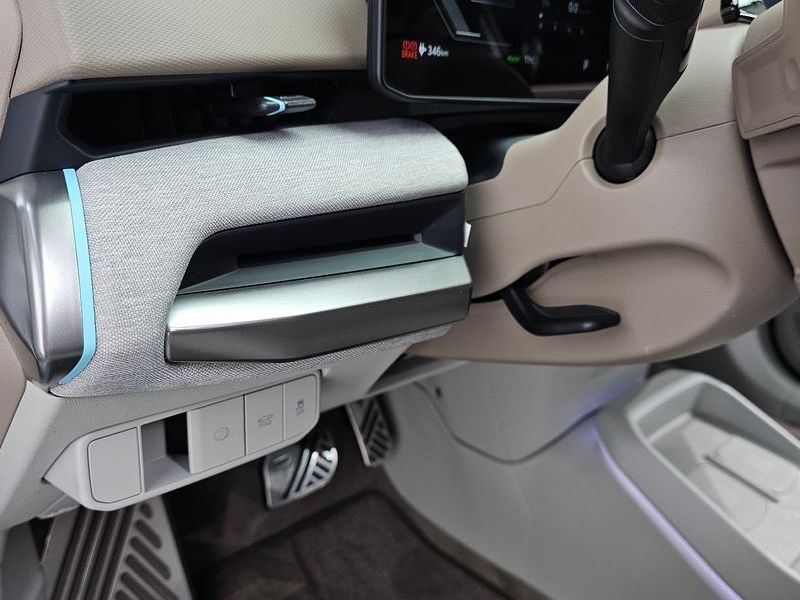 2027 Kia EV4 Long Range 2WD Earth photo 27