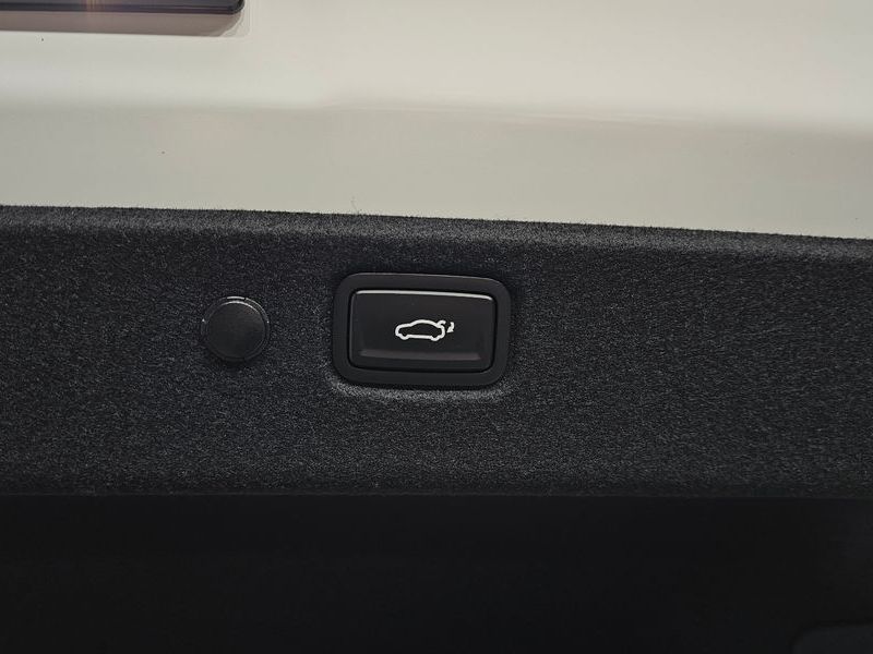 2027 Kia EV4 Long Range 2WD Earth photo 30