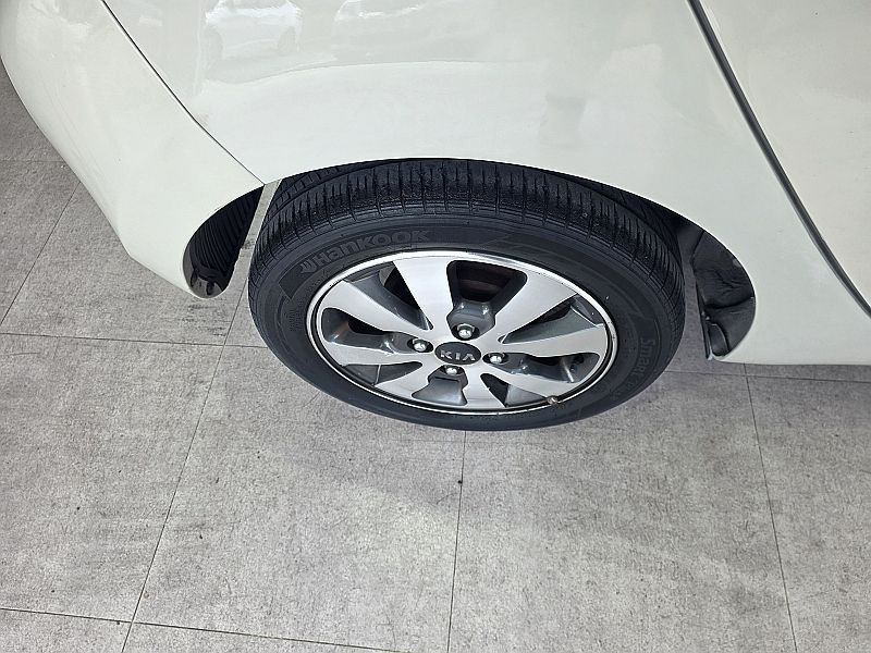 2013 Kia Morning Deluxe special photo 18