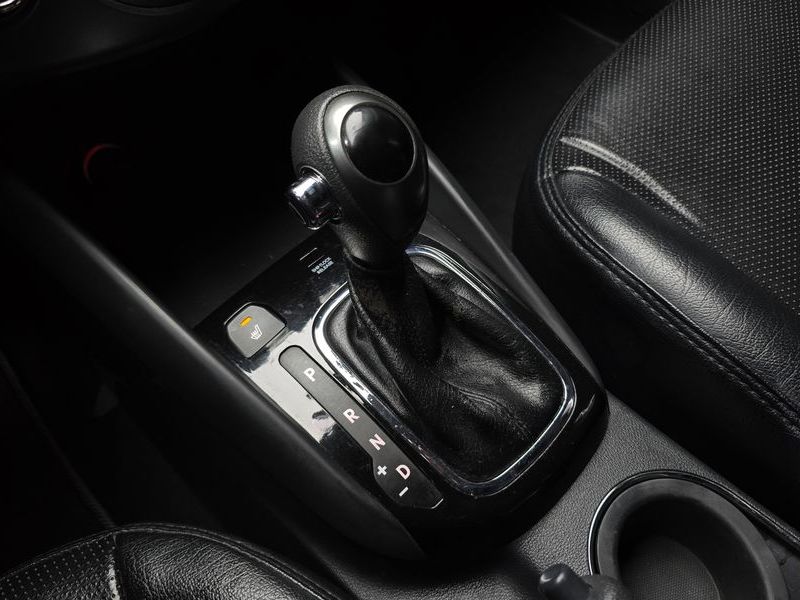 2013 Kia 포르테 해치백 1.6 GDI Deluxe photo 9