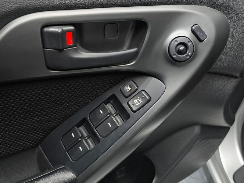2013 Kia 포르테 해치백 1.6 GDI Deluxe photo 17