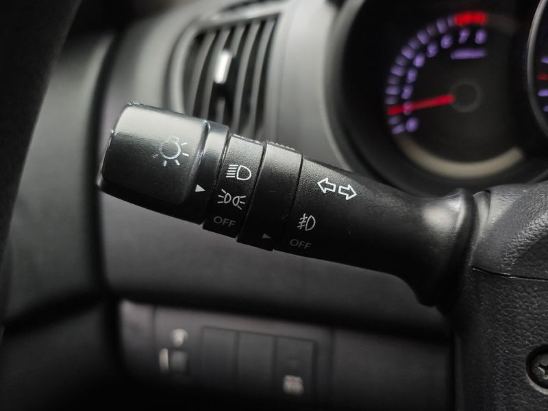 2013 Kia 포르테 해치백 1.6 GDI Deluxe photo 19