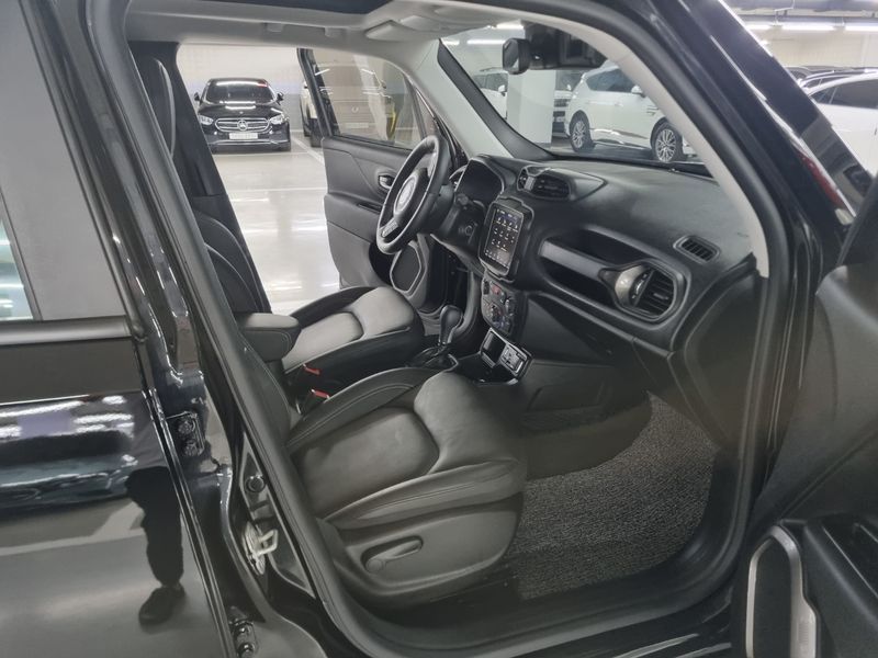 2023 Jeep Renegade 1.3 Bred Edtion photo 12