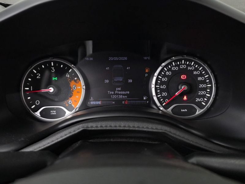 2016 Jeep Renegade 2.0 Diesel Longitude AWD photo 8