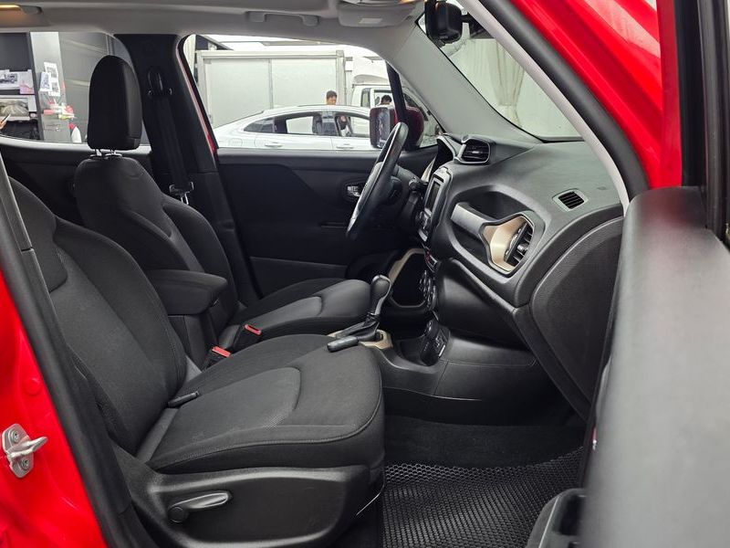 2016 Jeep Renegade 2.0 Diesel Longitude AWD photo 11