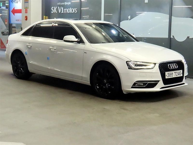 2015 Audi A4 30 TDI Dynamic B8 photo 1