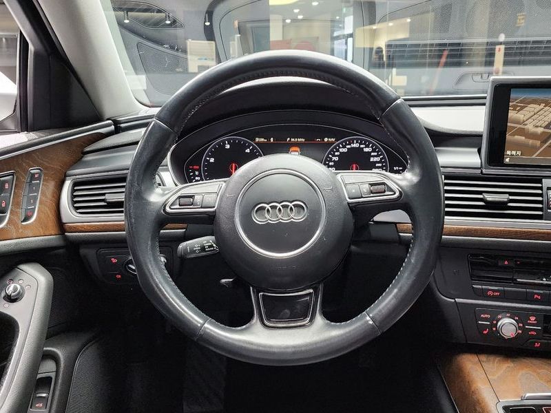 2015 Audi A6 35 TDI Dynamic C7 photo 14