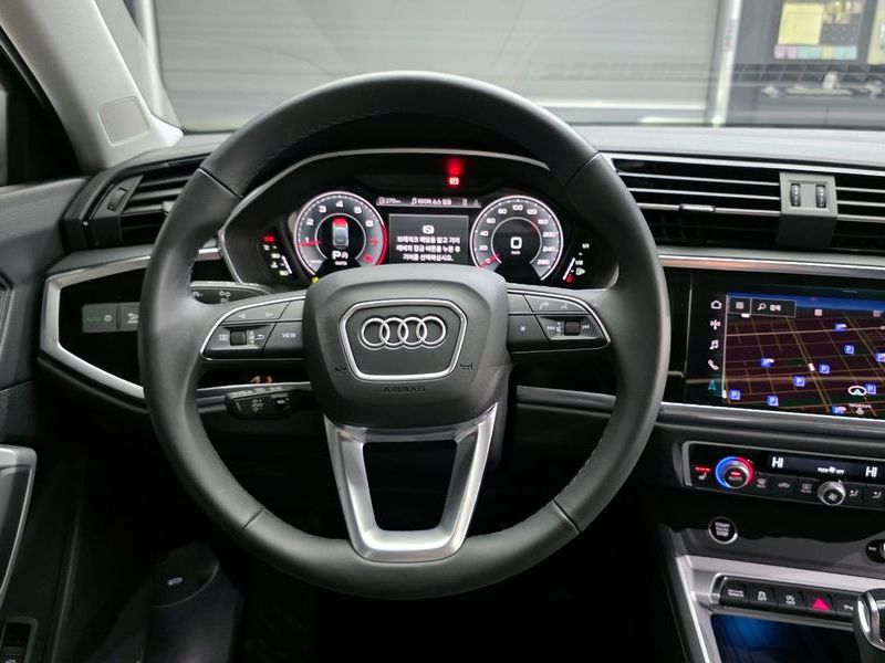 2025 Audi Q3 40 TFSI Quatrro Sport Back photo 13