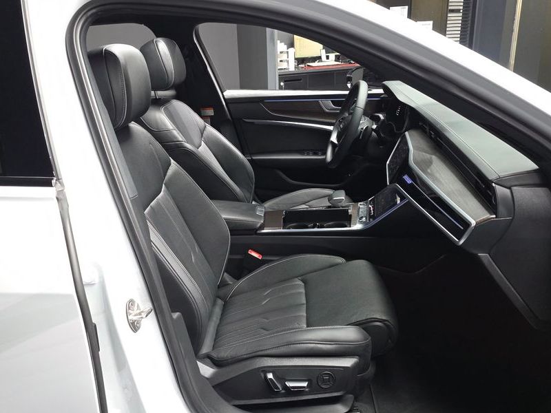 2025 Audi A6 45 TFSI Quattro Premium photo 11