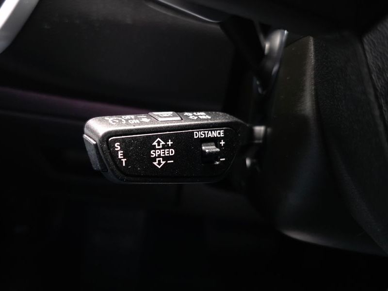 2025 Audi A6 45 TFSI Quattro Premium photo 30
