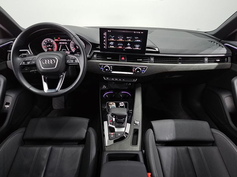 2023 Audi A4 40 TFSI Premium photo 7
