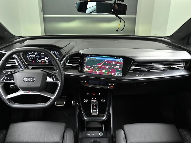 2025 Audi e-tron 45 Sportback photo 7
