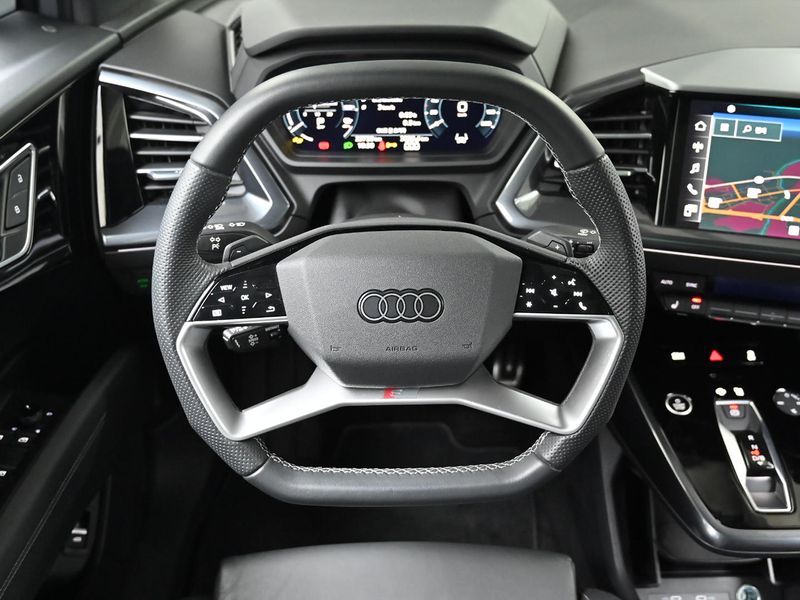 2025 Audi e-tron 45 Sportback photo 13
