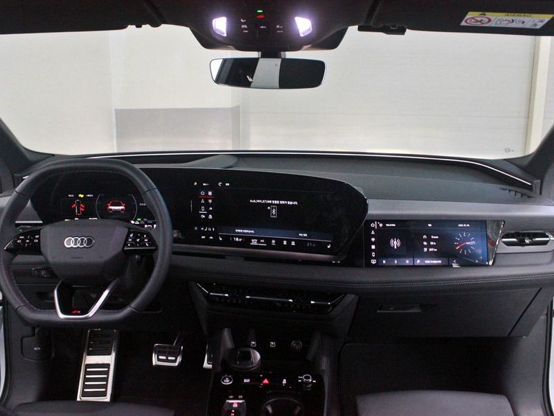 2025 Audi Q6 e-tron Premium Quattro photo 7