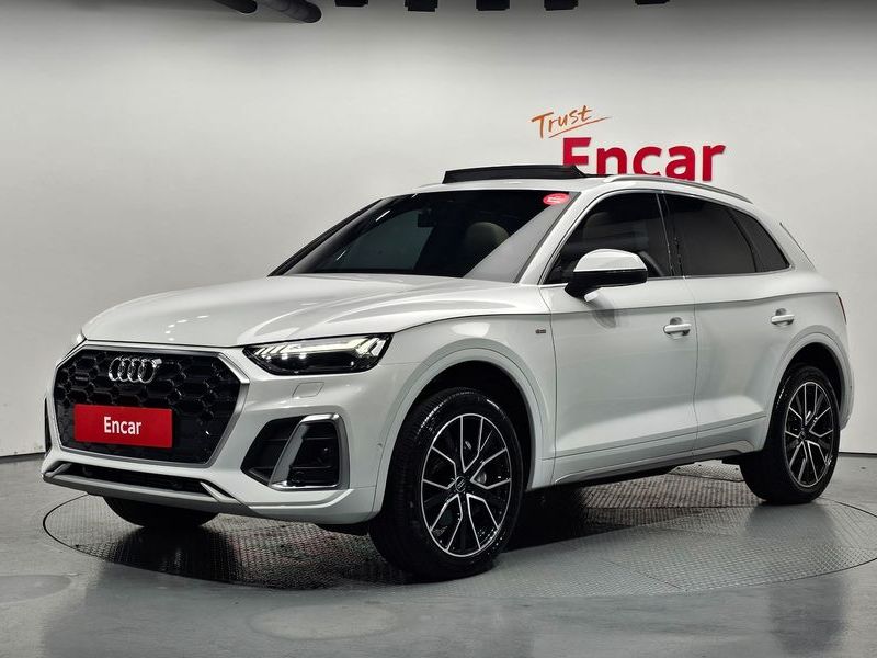 2024 Audi Q5 45 TFSI Quattro Premium photo 1