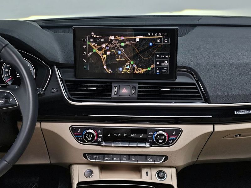 2024 Audi Q5 45 TFSI Quattro Premium photo 15
