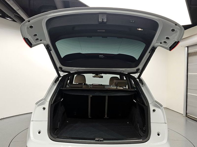 2024 Audi Q5 45 TFSI Quattro Premium photo 20