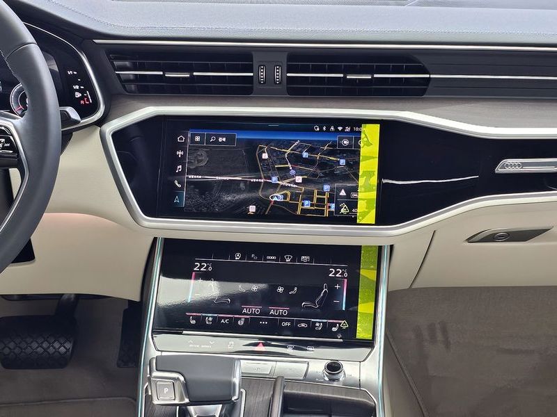2025 Audi A6 45 TFSI Premium photo 19