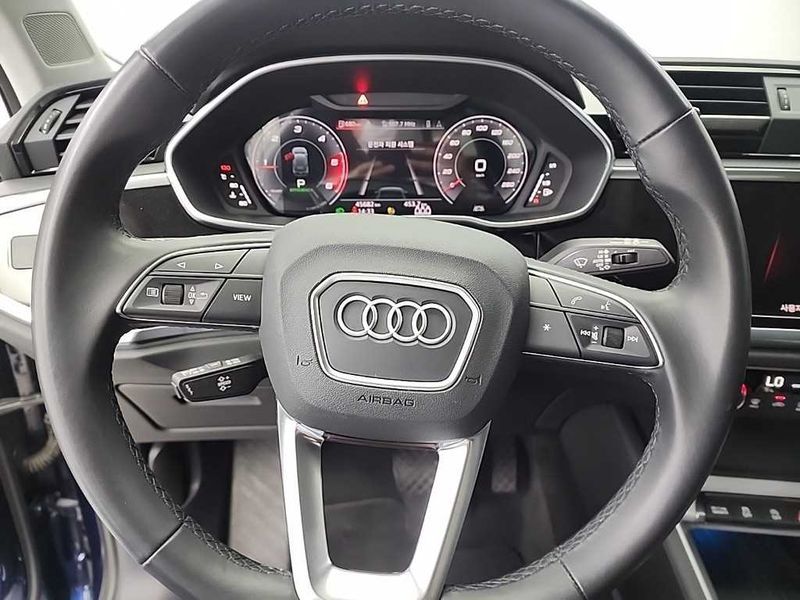 2023 Audi Q3 35 TDI photo 10
