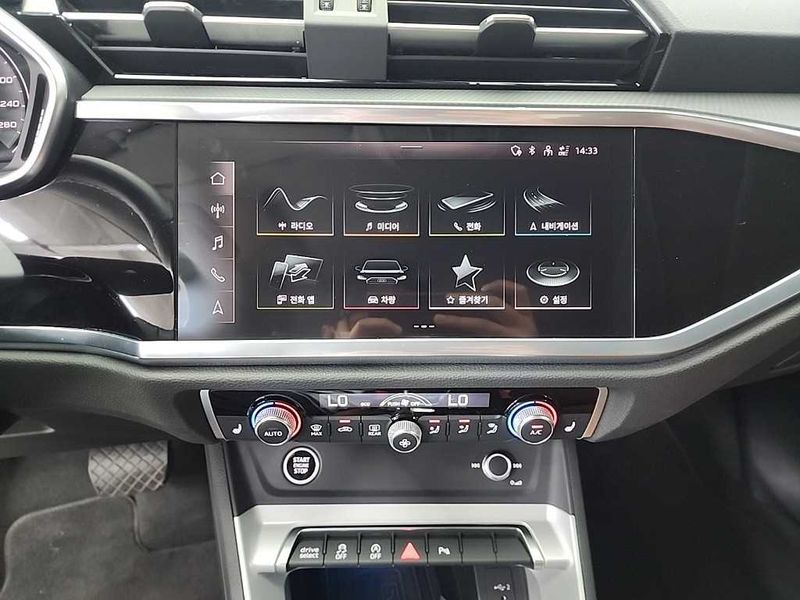 2023 Audi Q3 35 TDI photo 11
