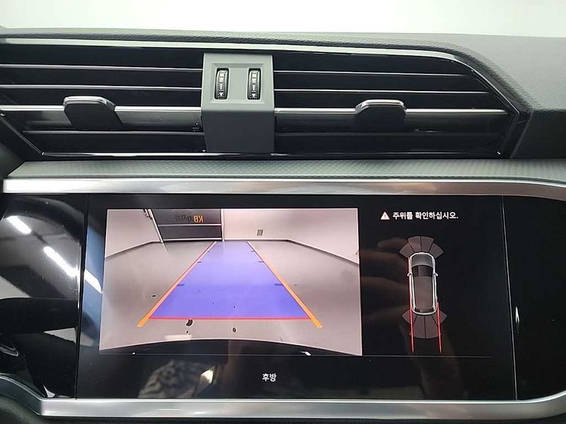 2023 Audi Q3 35 TDI photo 16