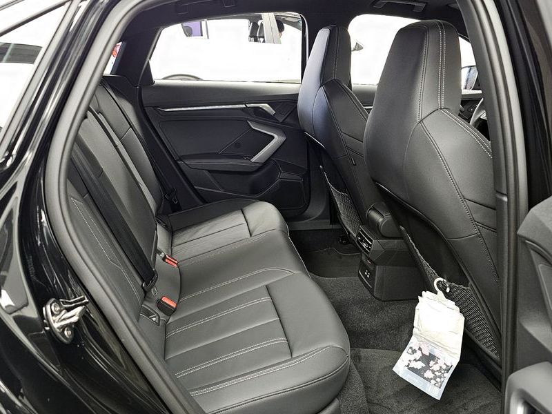 2025 Audi A3 40 TFSI Premium photo 12