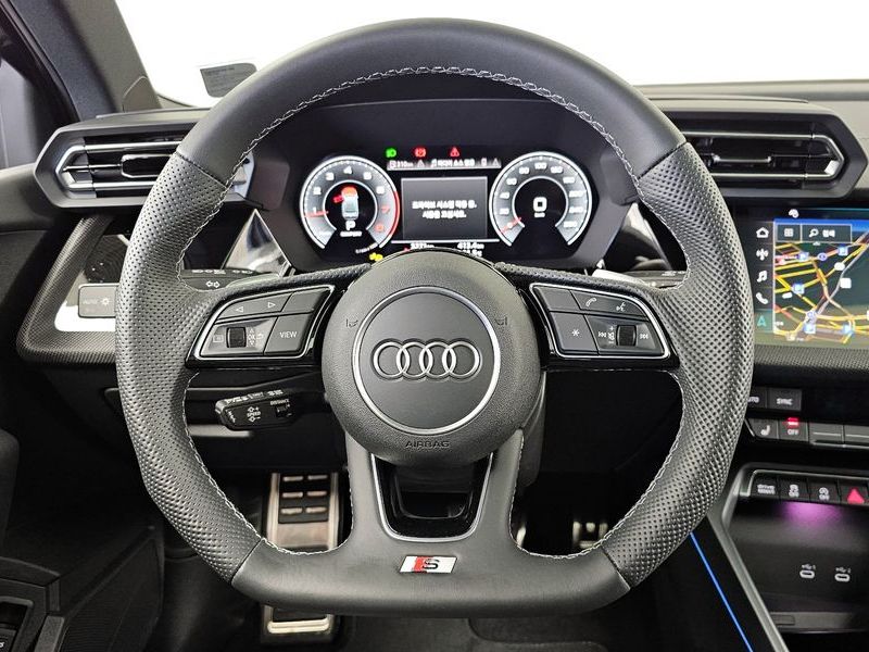2025 Audi A3 40 TFSI Premium photo 13