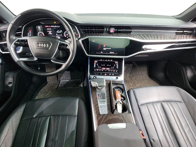 2022 Audi A6 40 TDI Quattro Premium photo 7
