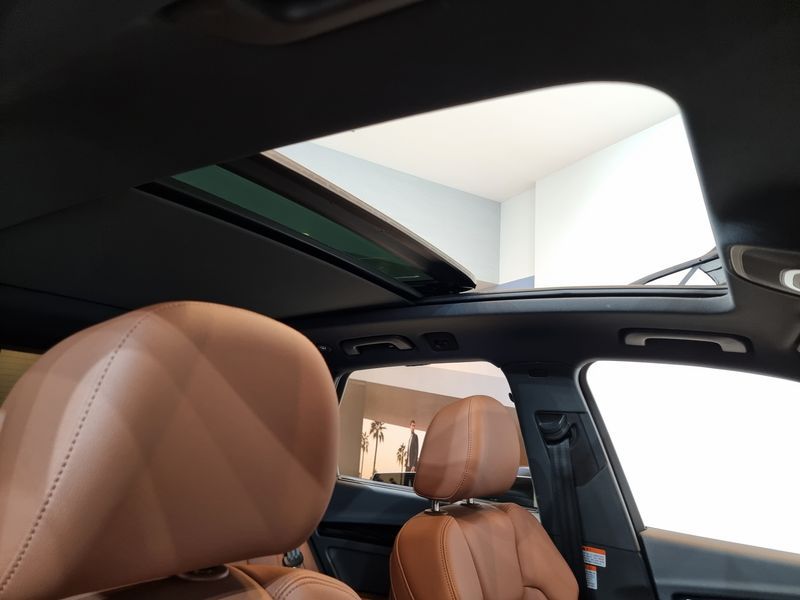 2024 Audi Q5 45 TFSI Quattro Premium photo 12