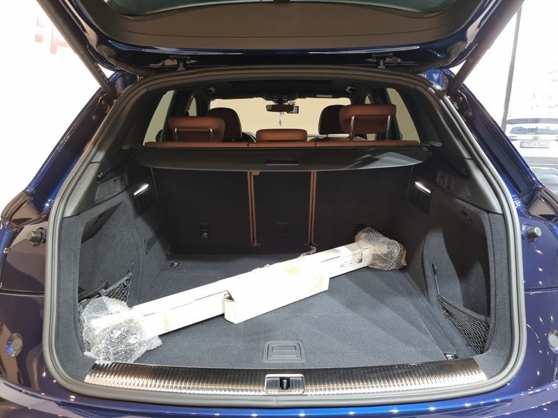 2024 Audi Q5 45 TFSI Quattro Premium photo 17
