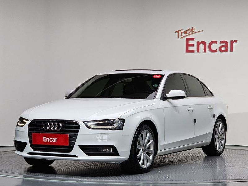 2013 Audi A4 2.0 TDI Quattro Dynamic B8 photo 1