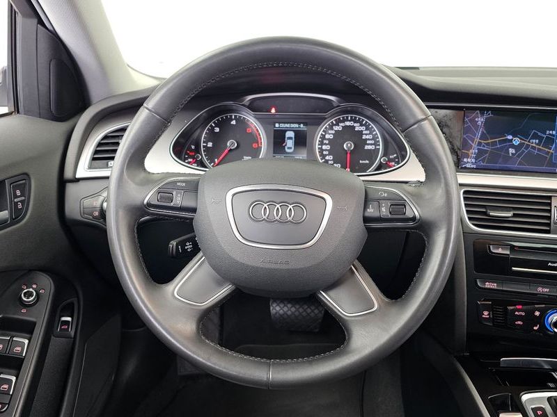 2013 Audi A4 2.0 TDI Quattro Dynamic B8 photo 13