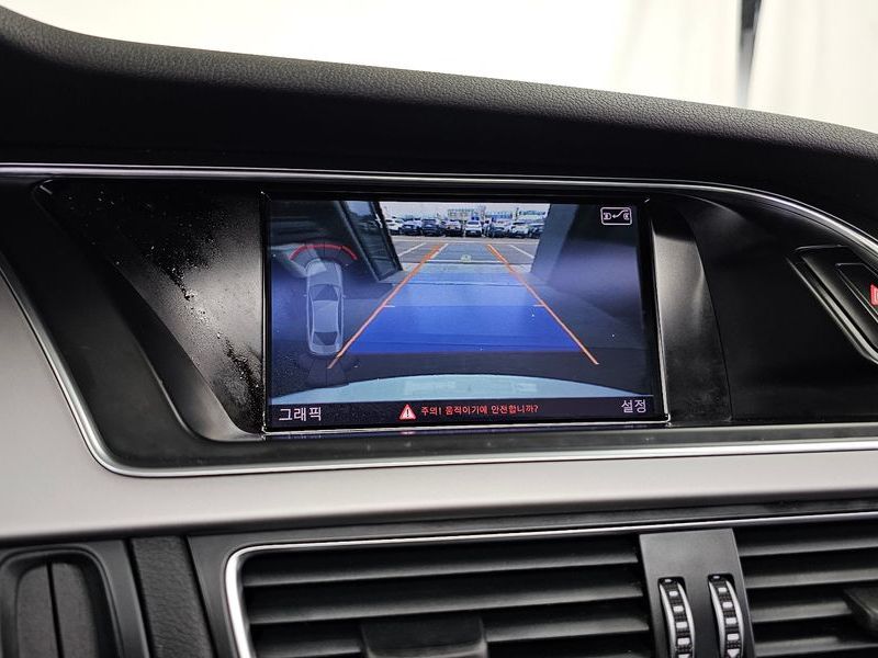2013 Audi A4 2.0 TDI Quattro Dynamic B8 photo 15