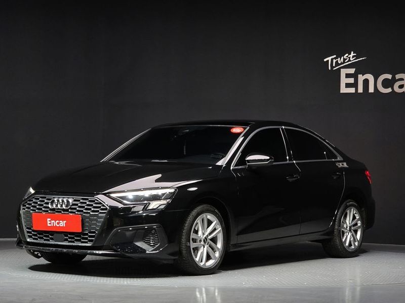 2024 Audi A3 40 TFSI photo 1