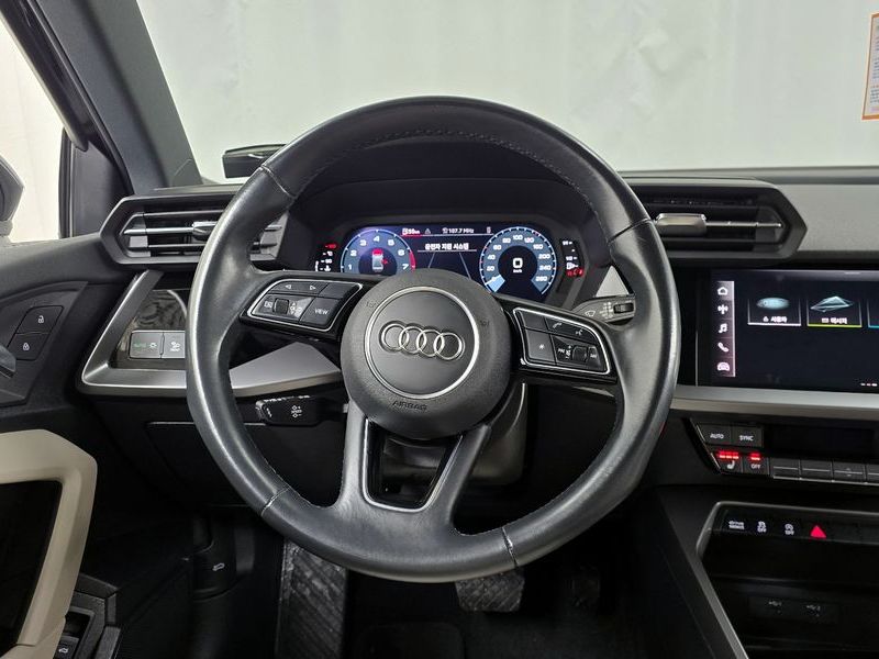 2024 Audi A3 40 TFSI photo 13