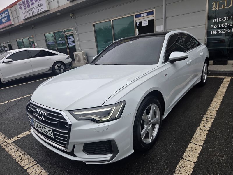 2020 Audi A6 45 TFSI Quattro photo 1