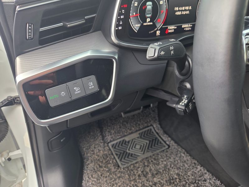 2020 Audi A6 45 TFSI Quattro photo 15