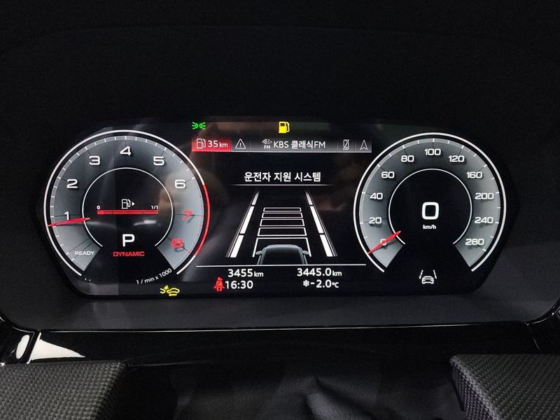 2025 Audi A3 40 TFSI Premium photo 8