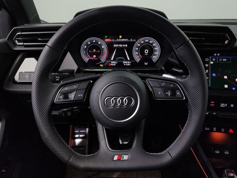 2025 Audi A3 40 TFSI Premium photo 13