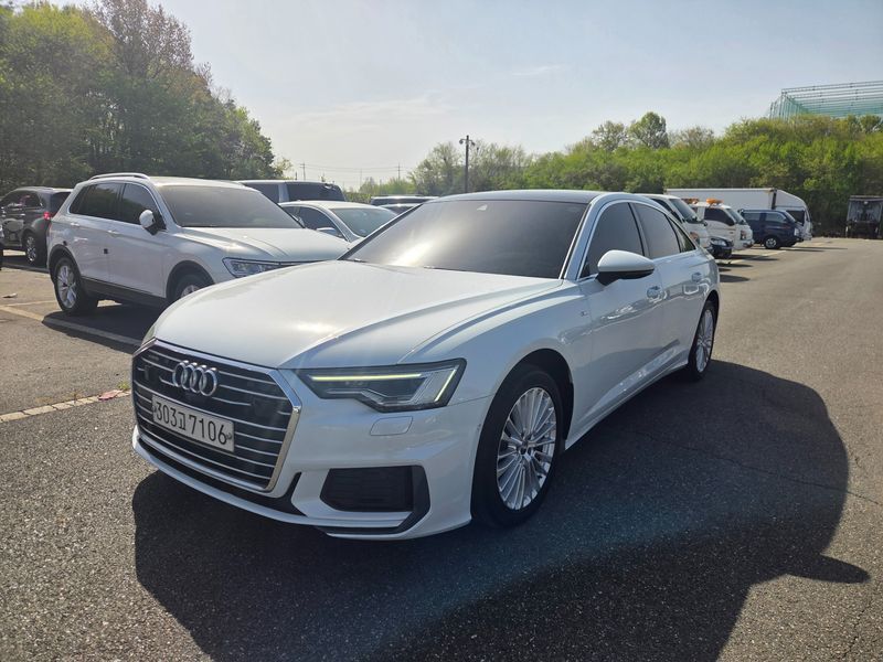 2020 Audi A6 45 TFSI Quattro Premium photo 1
