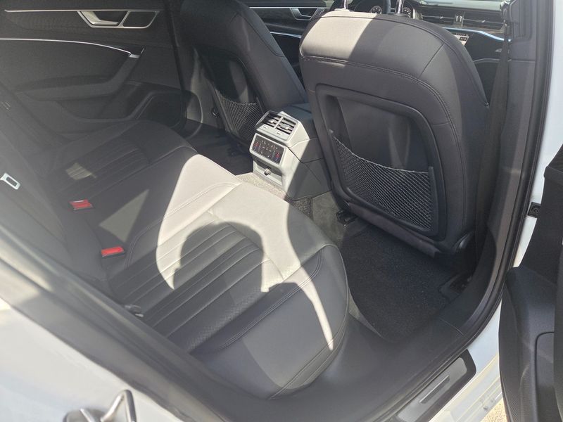 2020 Audi A6 45 TFSI Quattro Premium photo 13