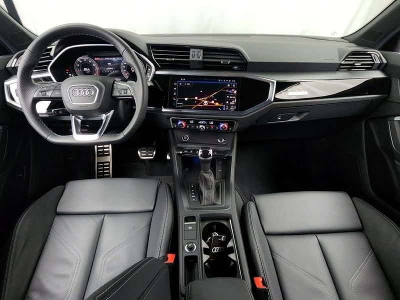 2025 Audi Q3 40 TFSI Quattro Premium Sport Back photo 7