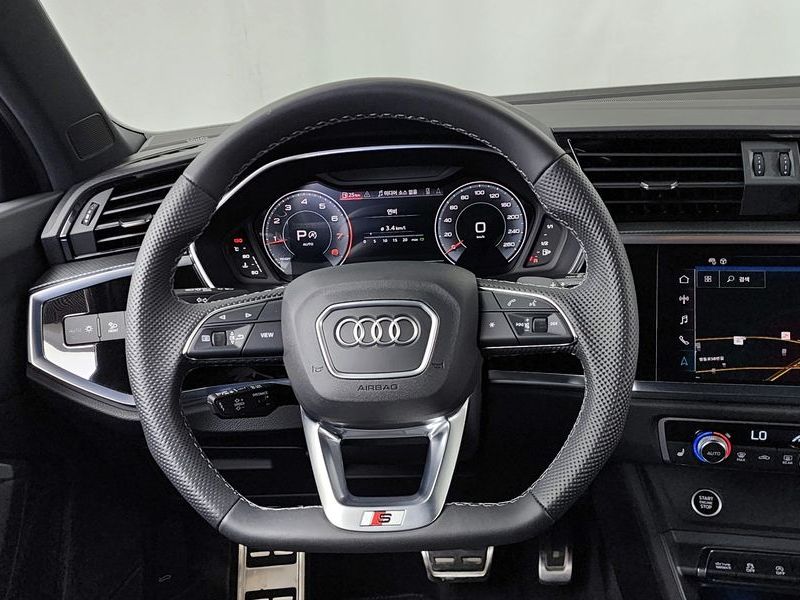 2025 Audi Q3 40 TFSI Quattro Premium Sport Back photo 13