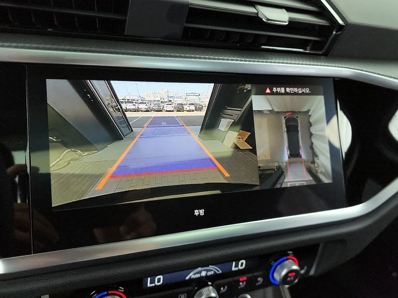 2025 Audi Q3 40 TFSI Quattro Premium Sport Back photo 15