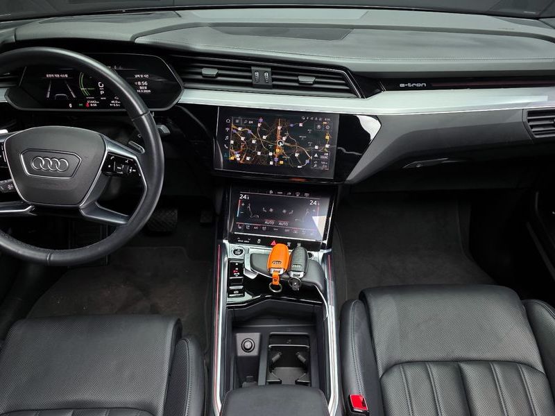 2022 Audi e-tron 55 Quattro Sportback photo 7
